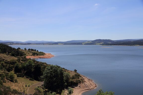 lac.jpg